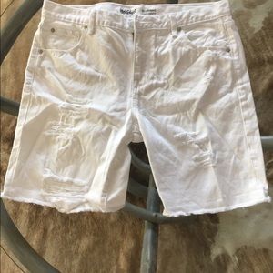 Mossimo Boyfriend Garconne White Jean Shorts